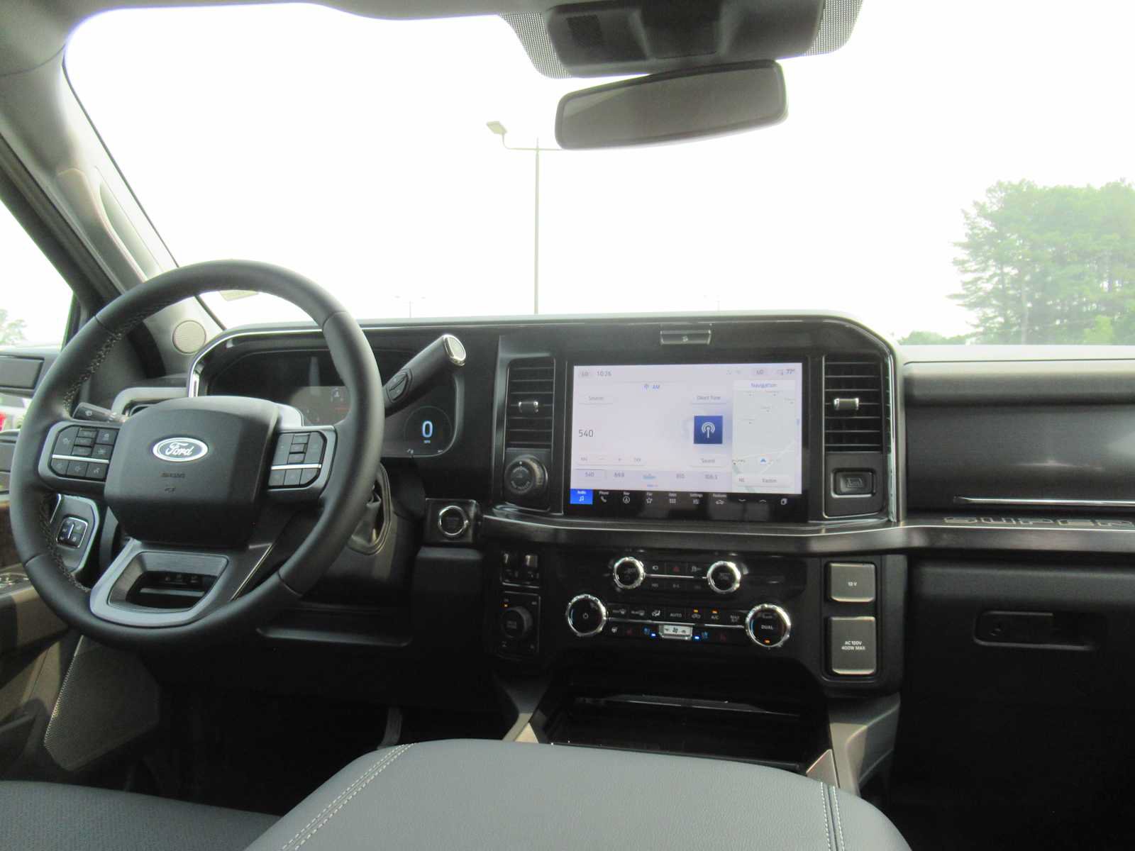 New 2026 Ford F250 Lariat w/ Black Appearance Package AWD/4WD image 17