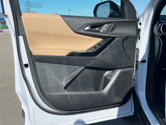 New 2026 Chevrolet Equinox ACTIV w/ Convenience Package III image 26