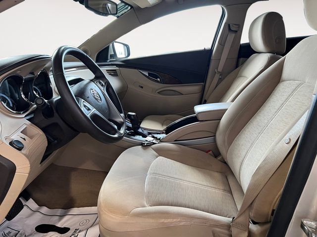 Used 2010 Buick LaCrosse CX image 7