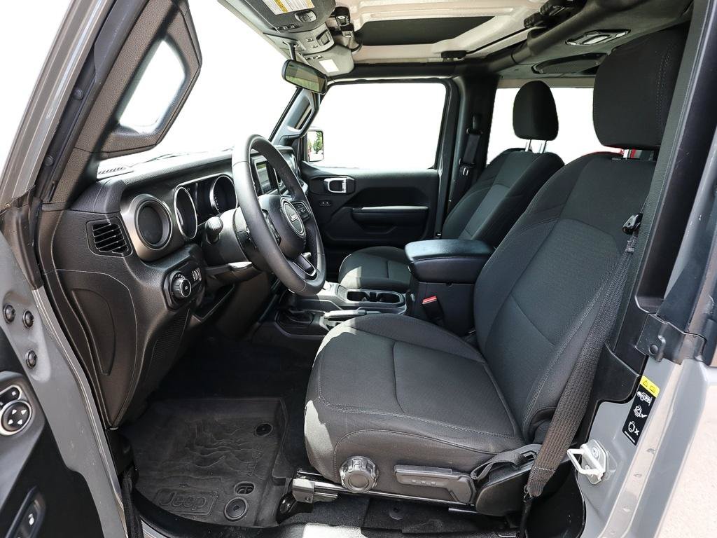 Used 2023 Jeep Wrangler Sport AWD/4WD image 13