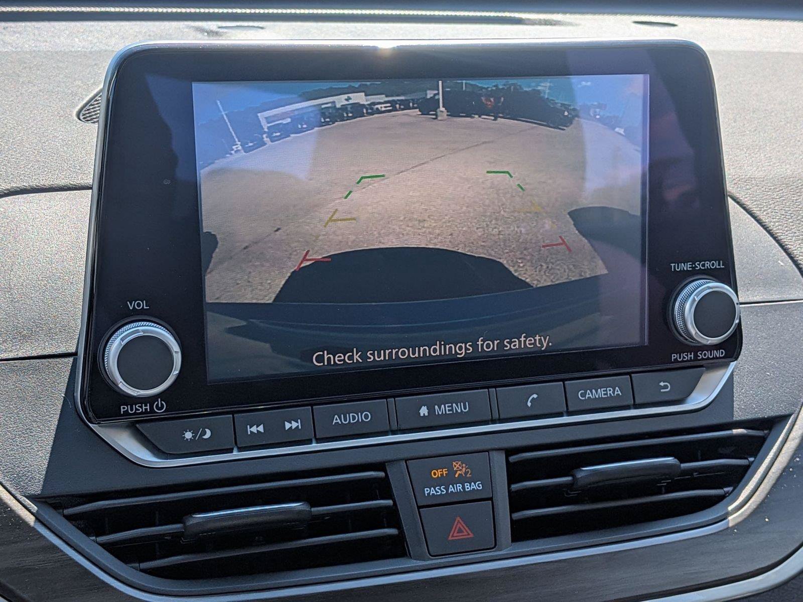 Used 2023 Nissan Altima 2.5 SV FWD image 23
