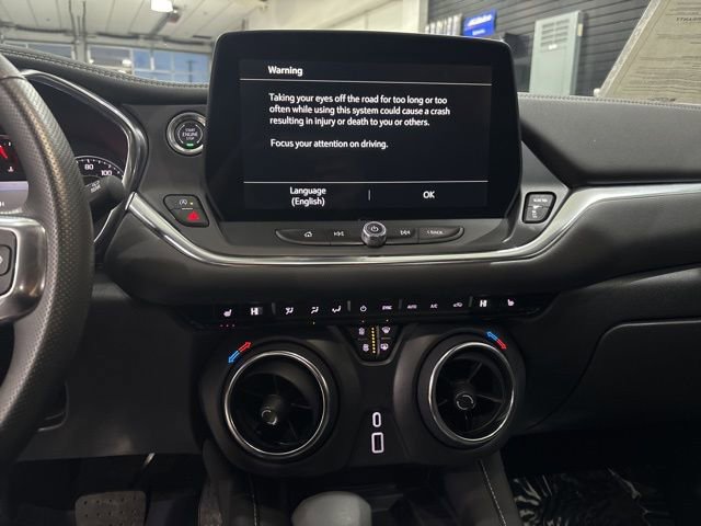 Used 2025 Chevrolet Blazer LT w/ Convenience Package image 19