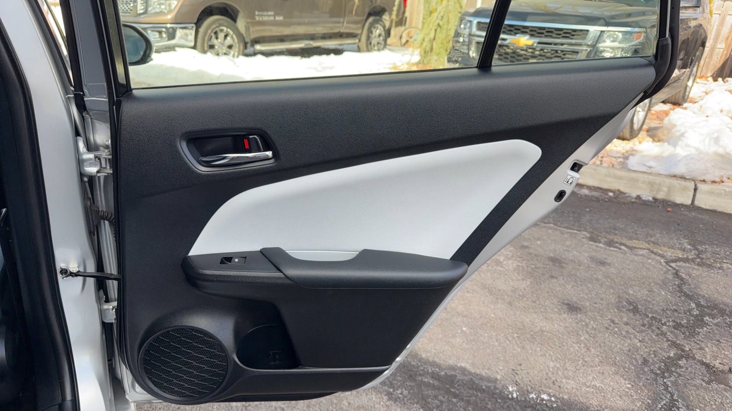 Used 2017 Toyota Prius Two w/ Prius Two Safety Plus Package image 15