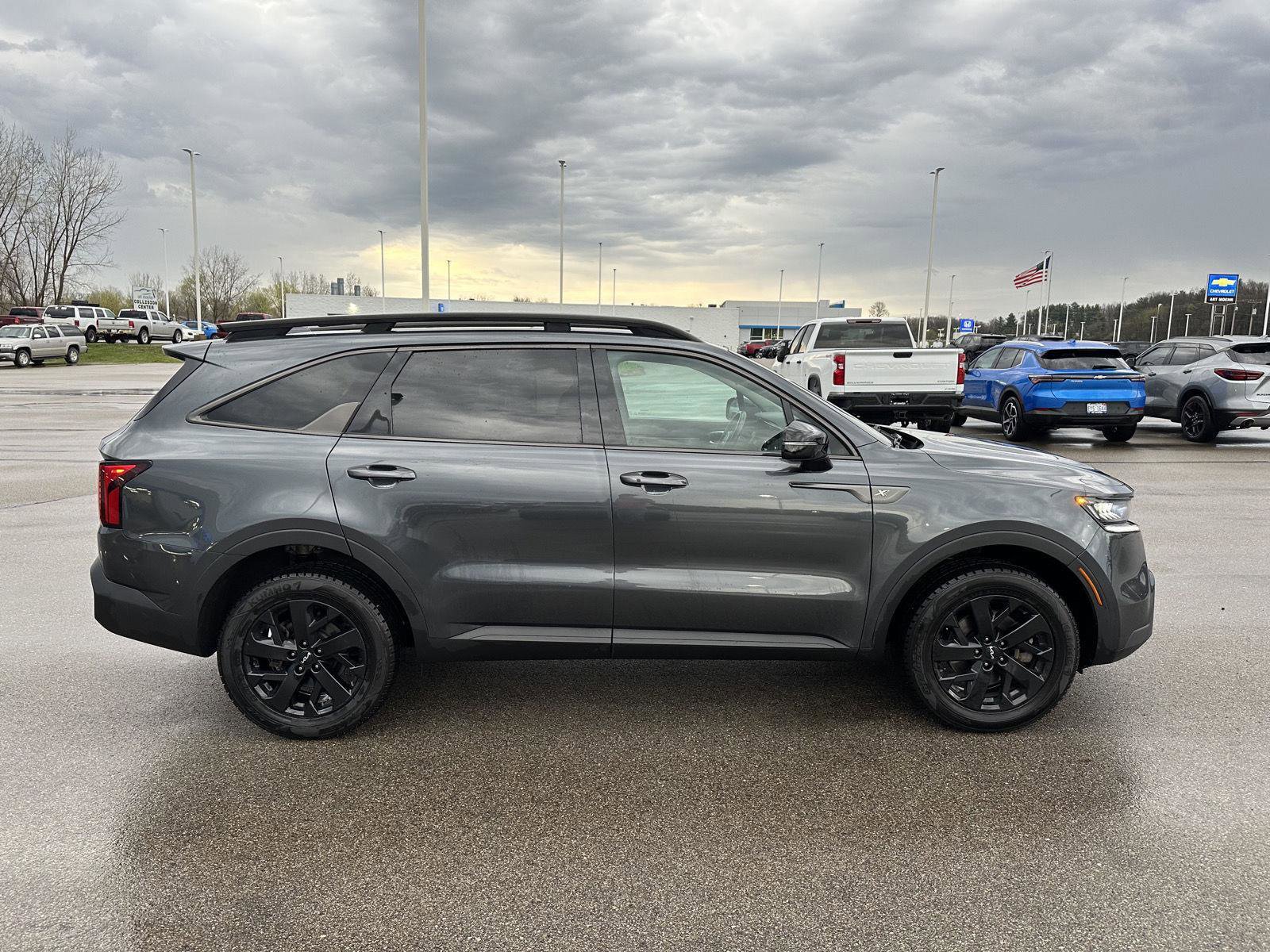 Used 2022 Kia Sorento S w/ Panoramic Sunroof Package AWD/4WD image 9