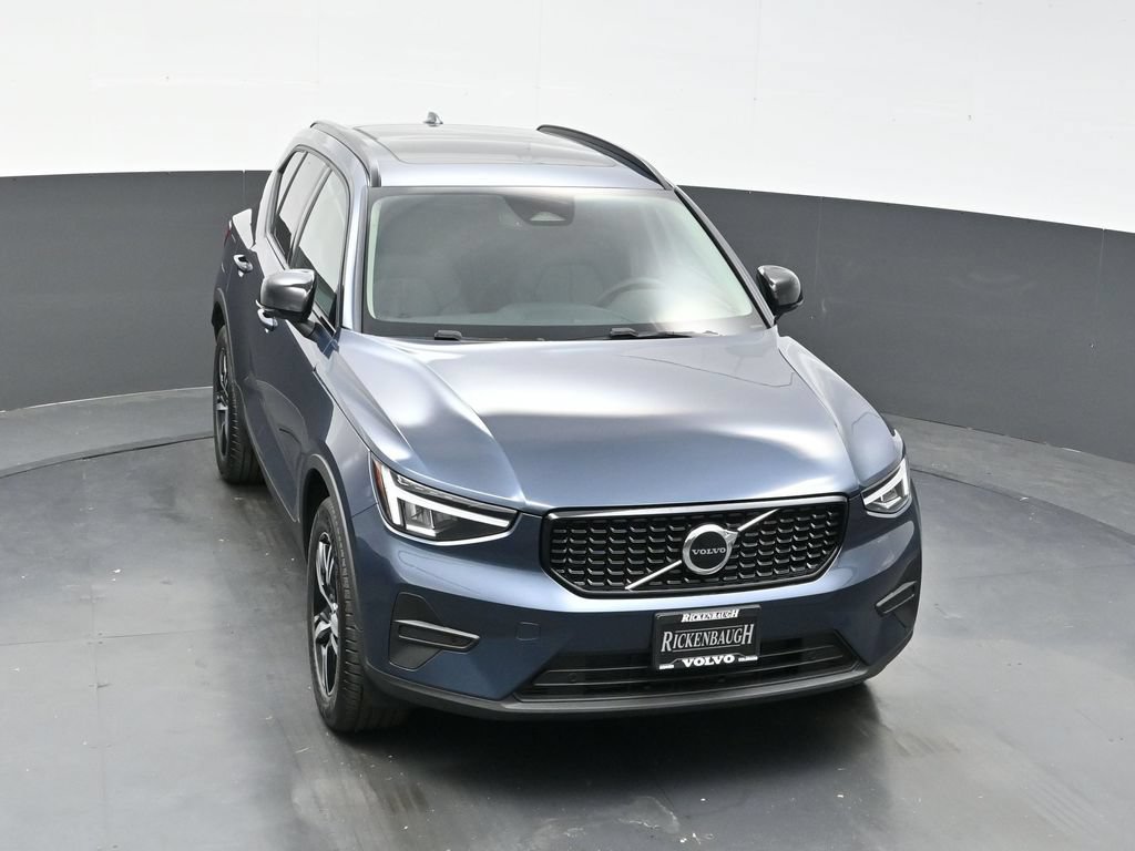 New 2026 Volvo XC40 B5 Core w/ Climate Package AWD/4WD image 30