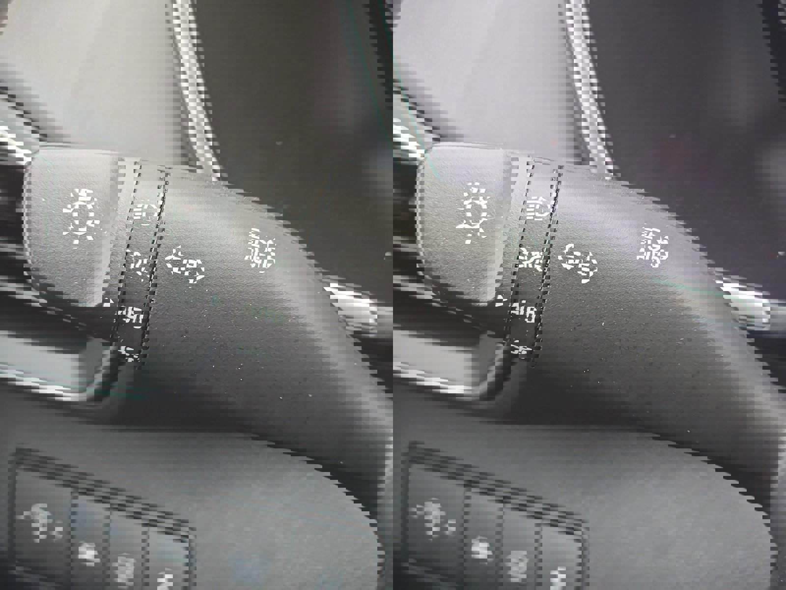 Used 2023 Hyundai Santa Fe XRT image 27