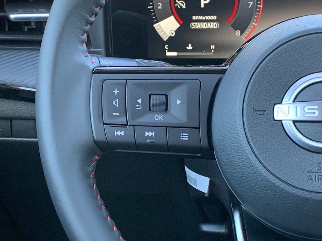 New 2026 Nissan Kicks SR image 8