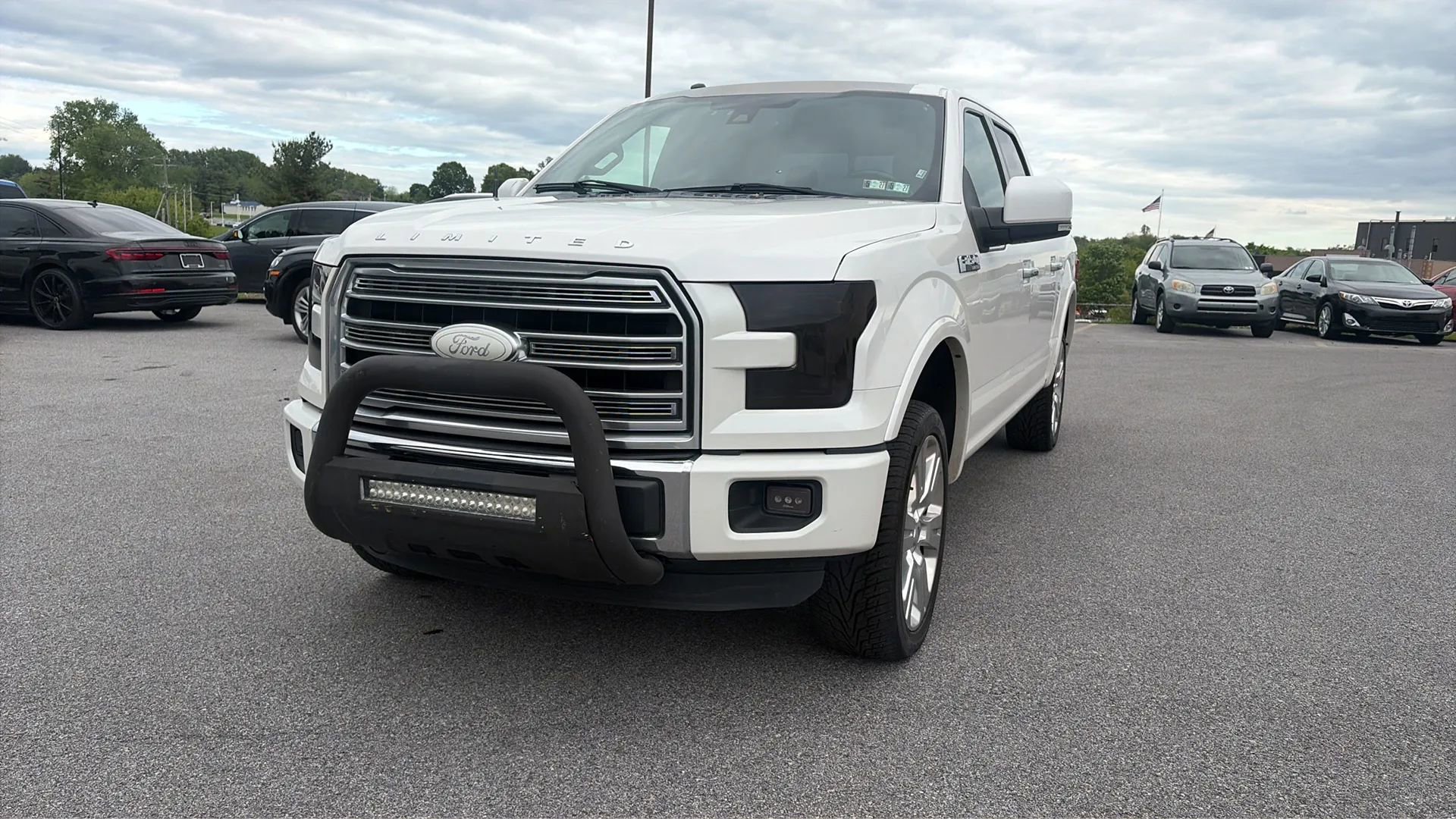 Used 2016 Ford F150 Limited w/ Trailer Tow Package AWD/4WD image 16