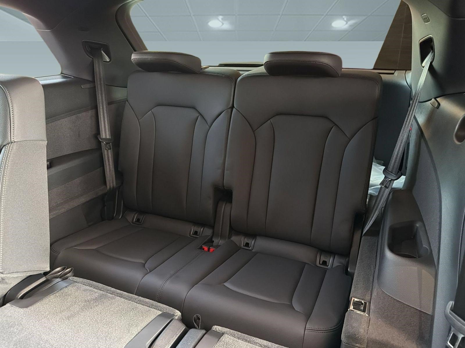 New 2026 Audi Q7 Premium Plus AWD/4WD image 32