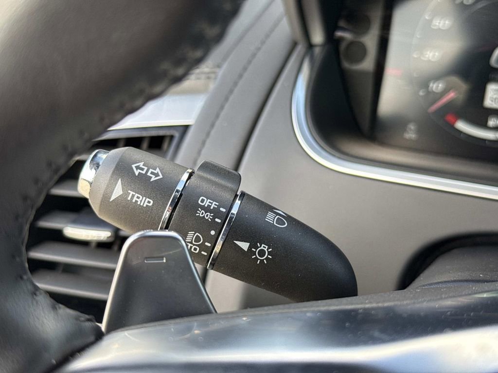 Used 2021 Jaguar F-TYPE R-Dynamic image 35