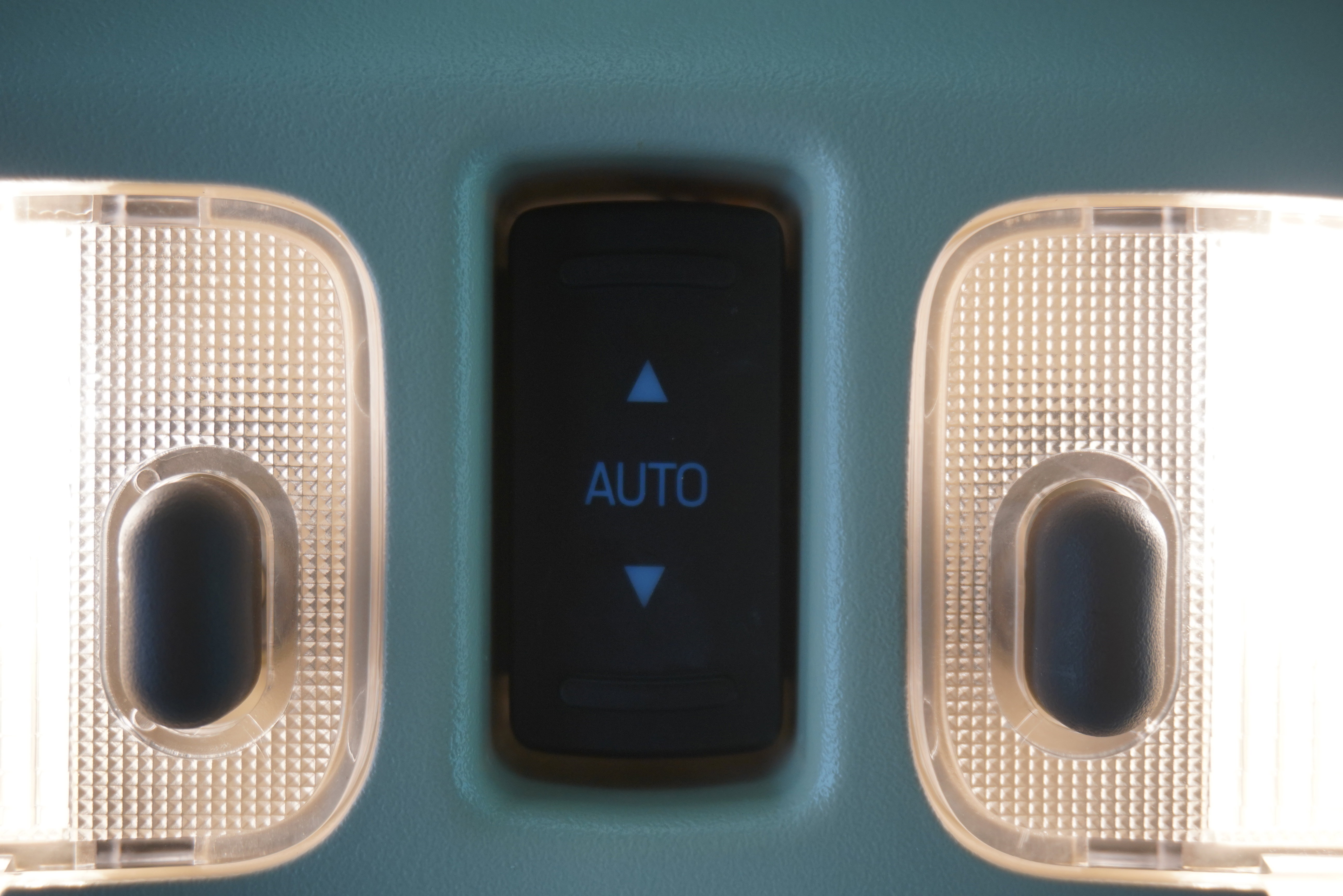 Used 2012 Ford Fusion SEL FWD image 23