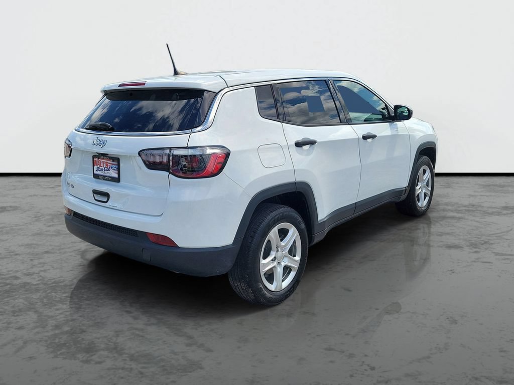 Used 2023 Jeep Compass Sport AWD/4WD image 2