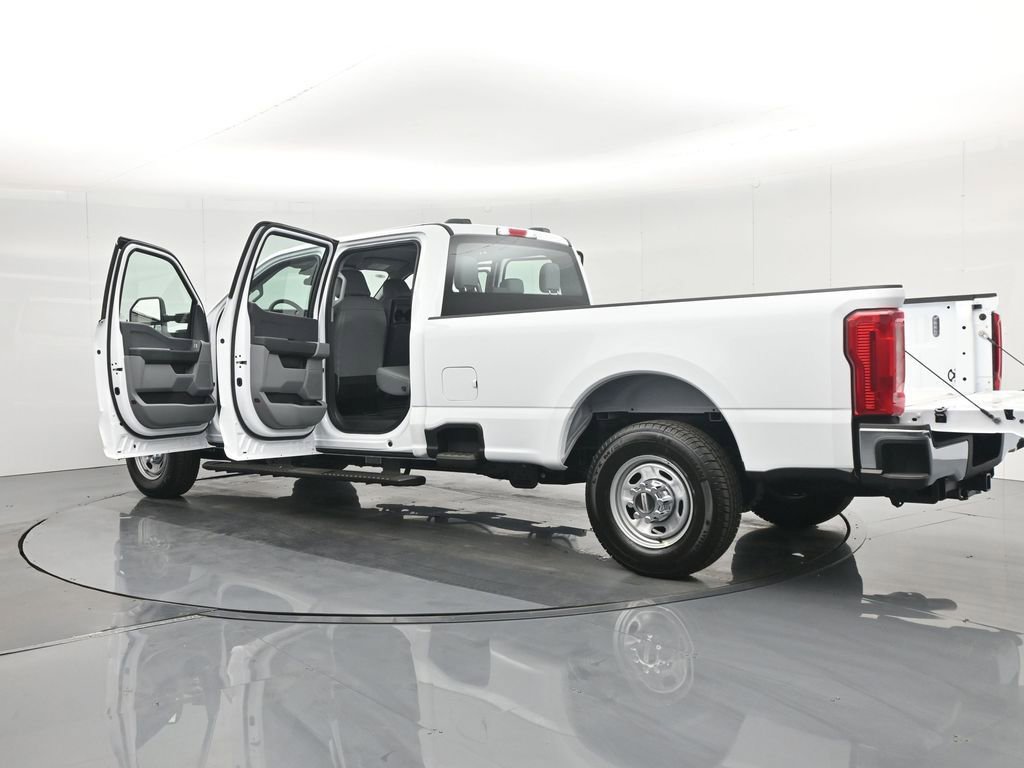 New 2026 Ford F350 XL w/ XL Chrome Package RWD image 34