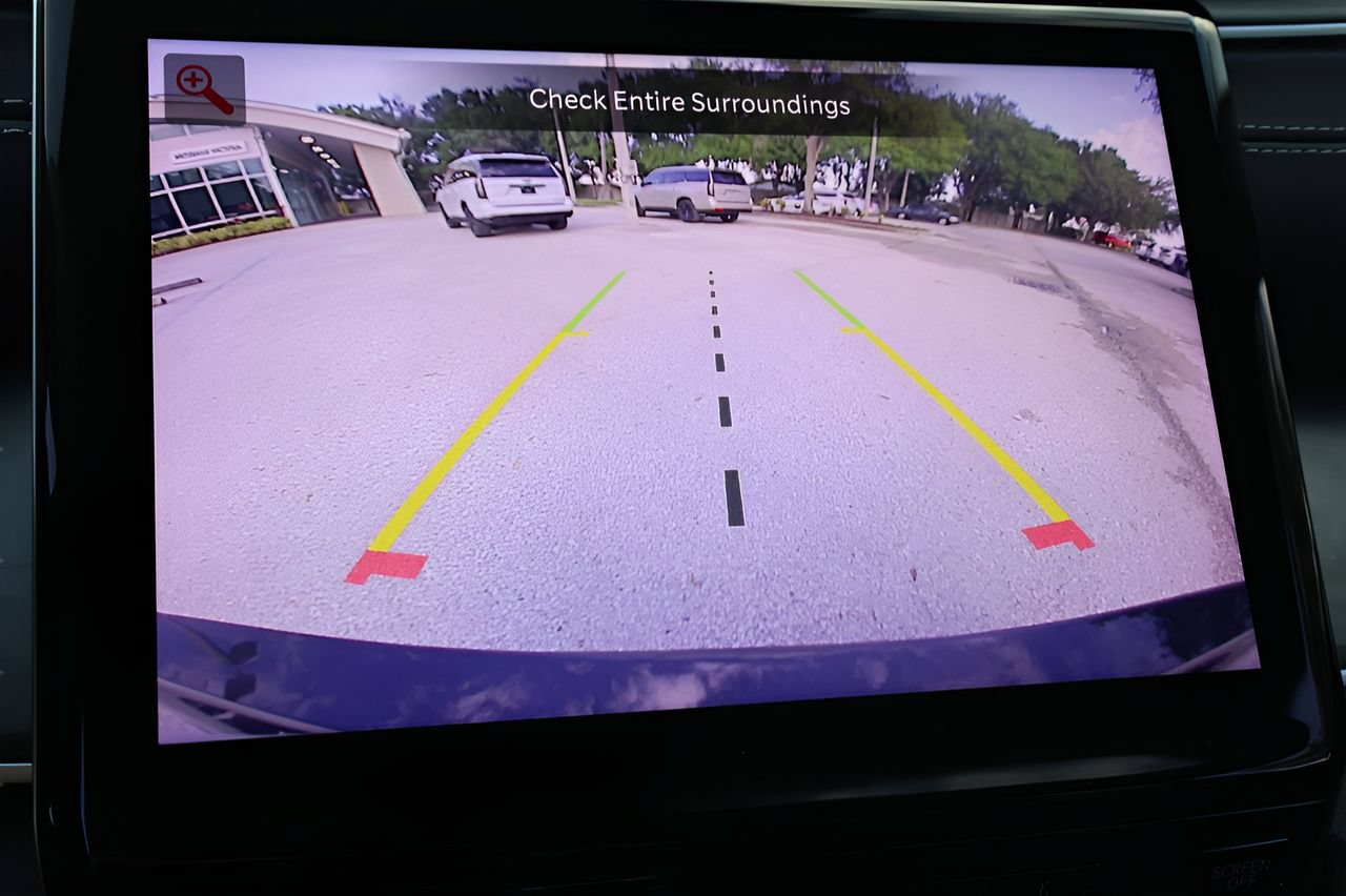 Used 2024 Jeep Grand Cherokee L Limited w/ Trailer Tow Package RWD image 26