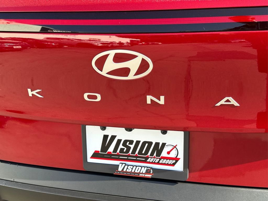 Used 2024 Hyundai Kona SEL image 14
