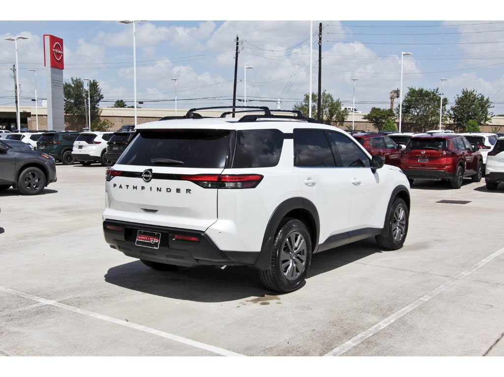 New 2026 Nissan Pathfinder SV FWD image 4