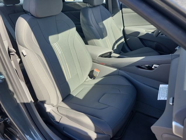 New 2026 Hyundai Elantra SEL Sport Premium w/ Cargo Package image 17