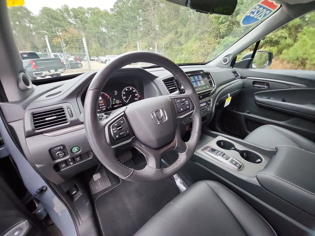 Used 2025 Honda Ridgeline RTL image 14