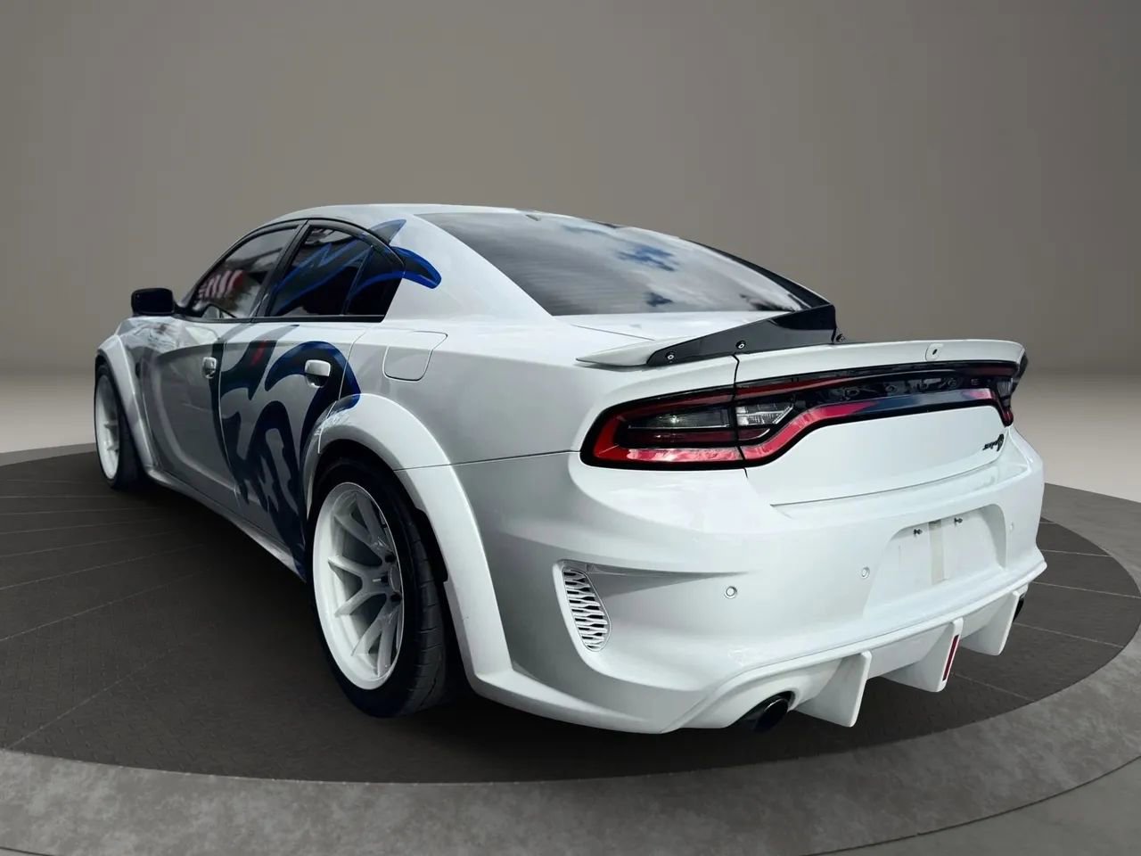 Used 2022 Dodge Charger SRT Hellcat RWD image 9