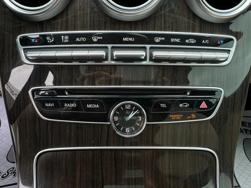 Used 2015 Mercedes-Benz C 300 4MATIC Sedan image 35