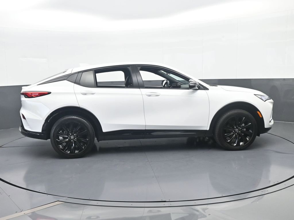 Used 2024 Buick Envista Sport Touring w/ Experience Buick Package image 7