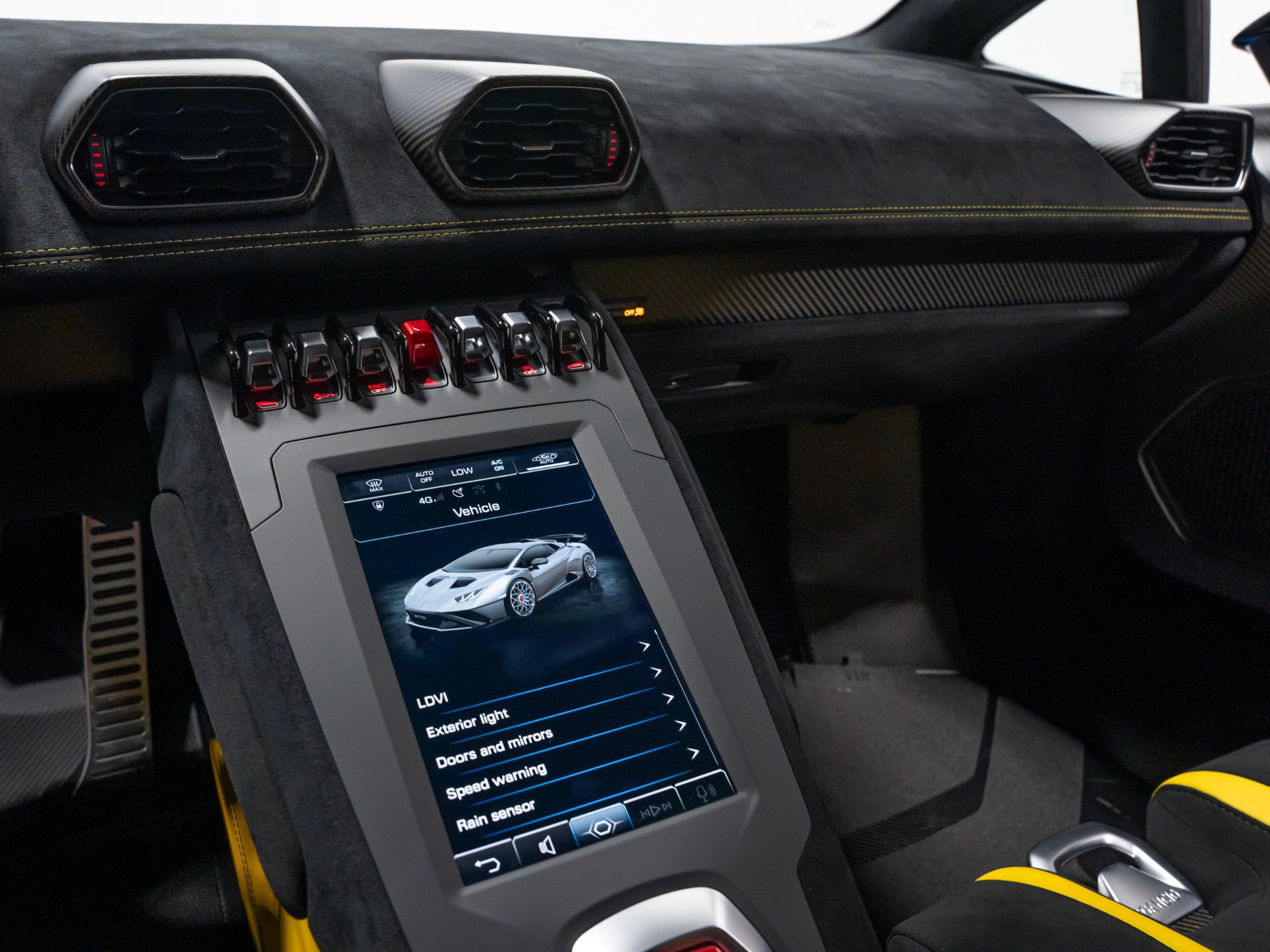 Used 2022 Lamborghini Huracan STO RWD image 54