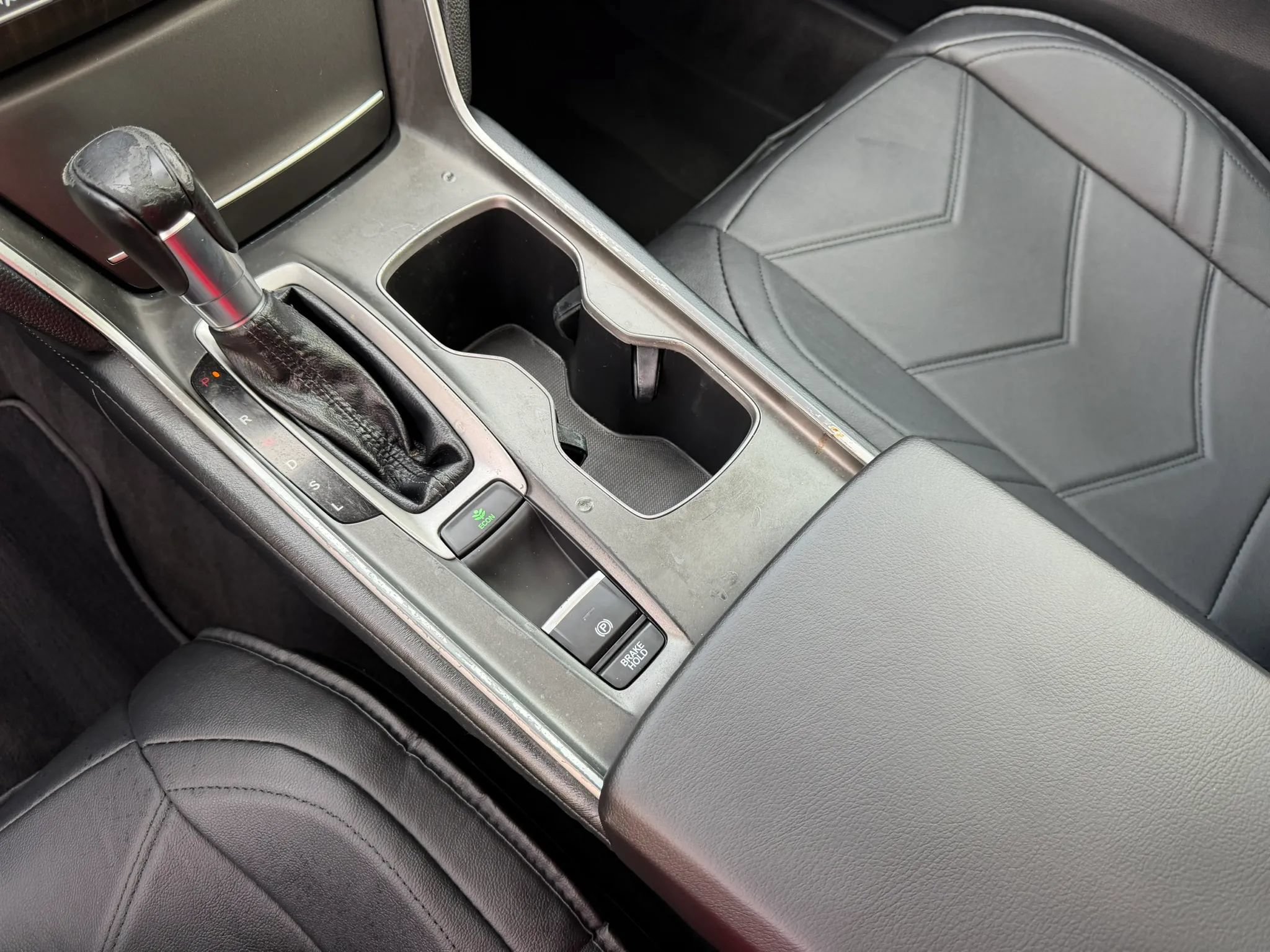 Used 2018 Honda Accord EX-L image 36