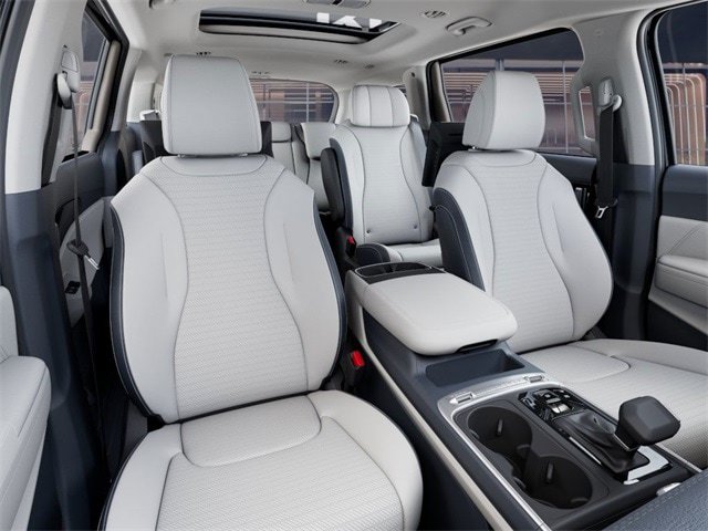 New 2025 Kia Carnival SX Prestige FWD image 15
