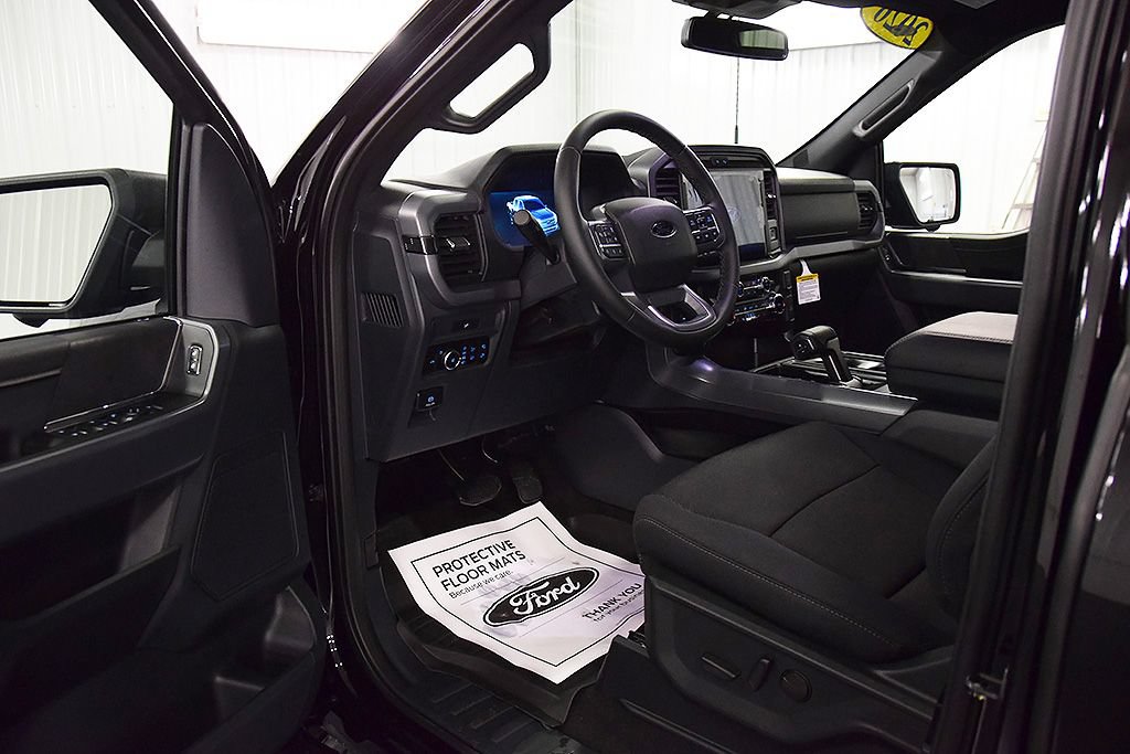 New 2026 Ford F150 XLT w/ Equipment Group 302A MID AWD/4WD image 15
