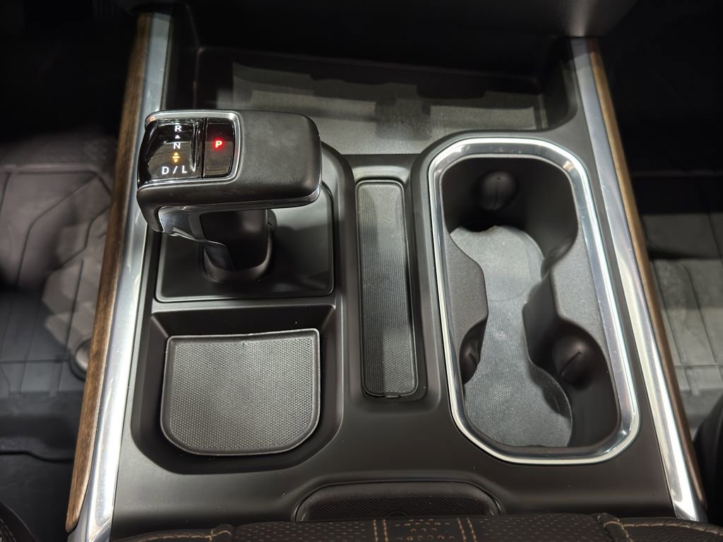 Used 2023 Chevrolet Silverado 1500 High Country w/ High Country Premium Package image 34