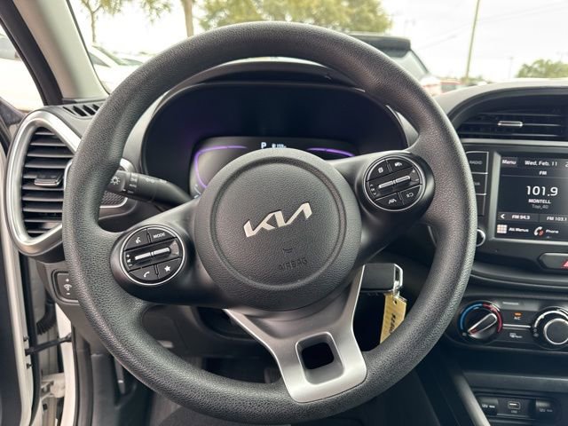 Used 2025 Kia Soul LX w/ LX Technology Package image 30