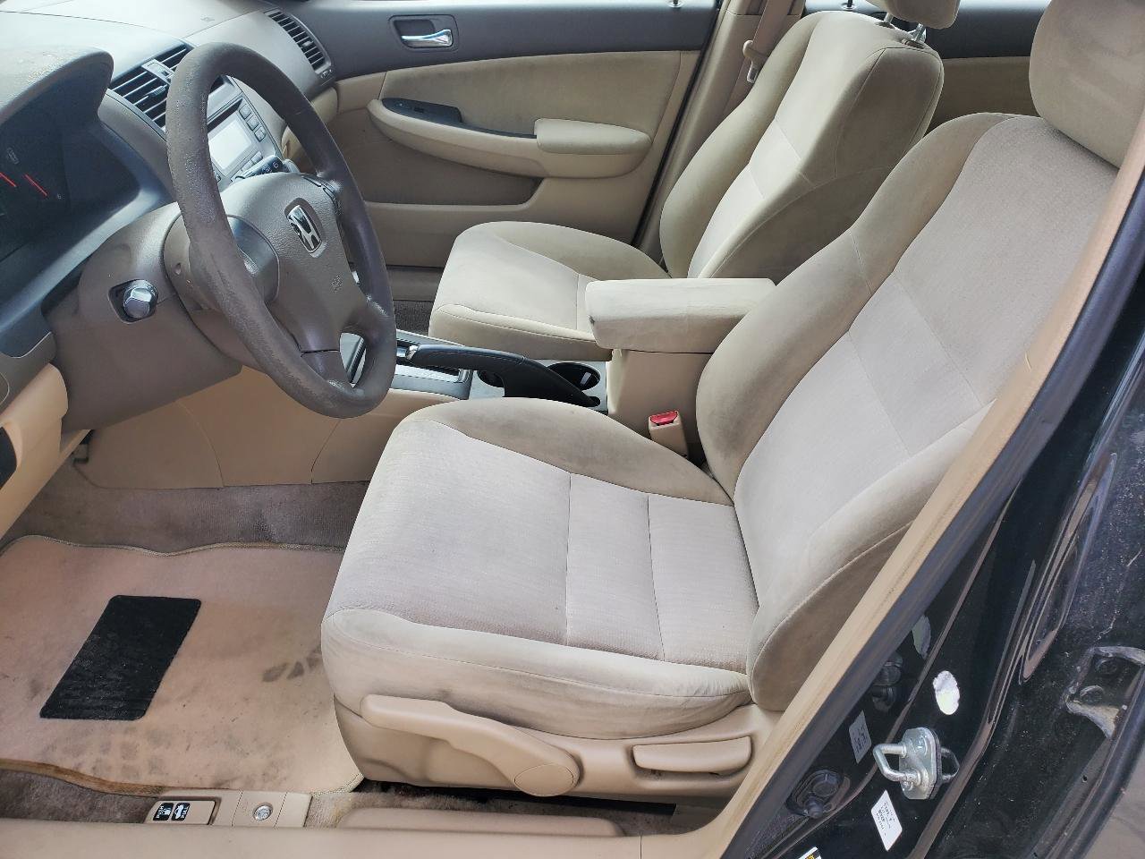 Used 2004 Honda Accord LX image 14