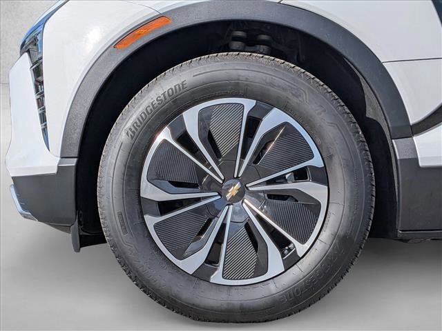 New 2026 Chevrolet Blazer EV LT image 18