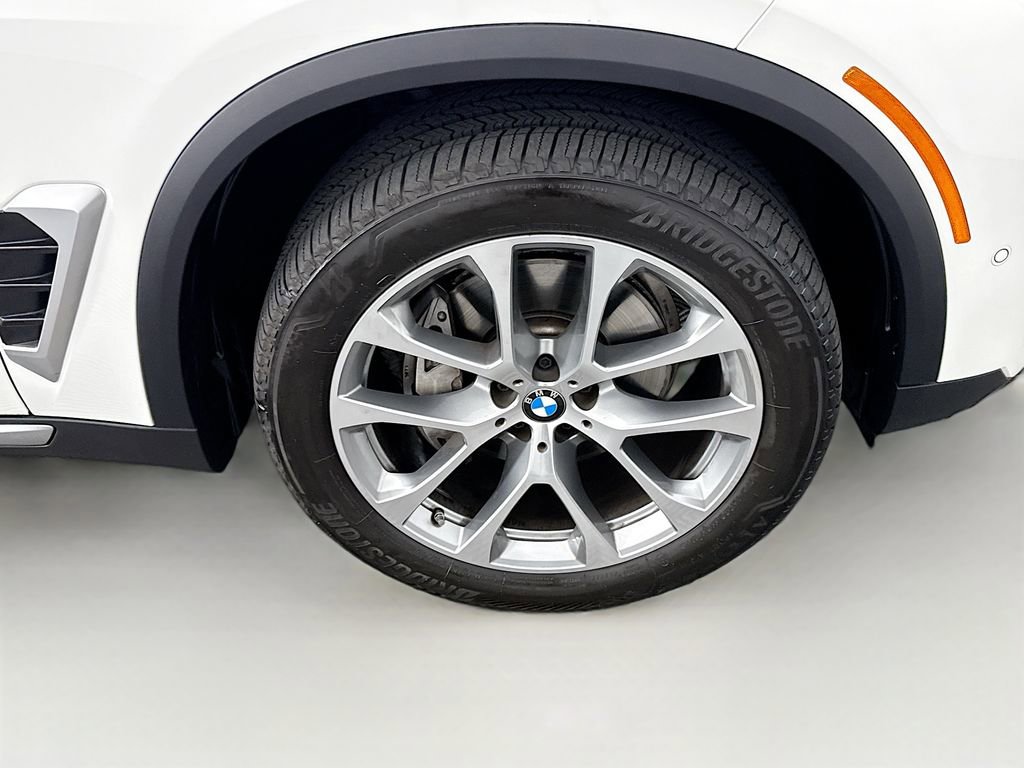 Certified 2026 BMW X5 sDrive40i image 31