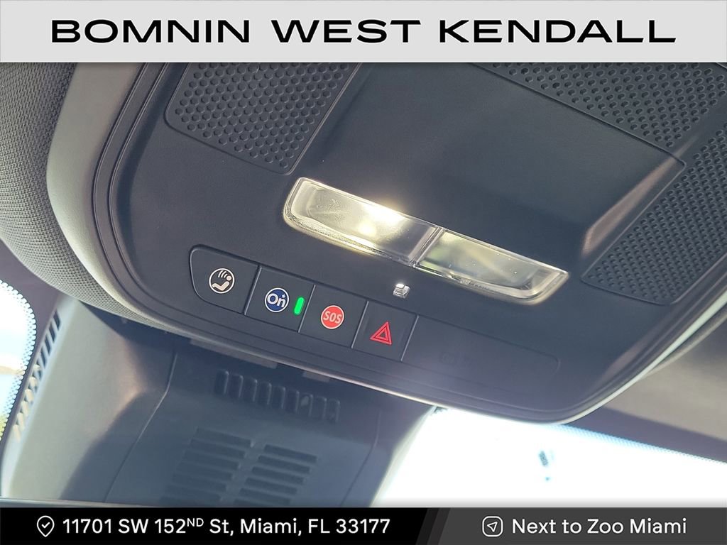 Used 2025 Chevrolet Equinox LT w/ Safety and Technology Package image 20