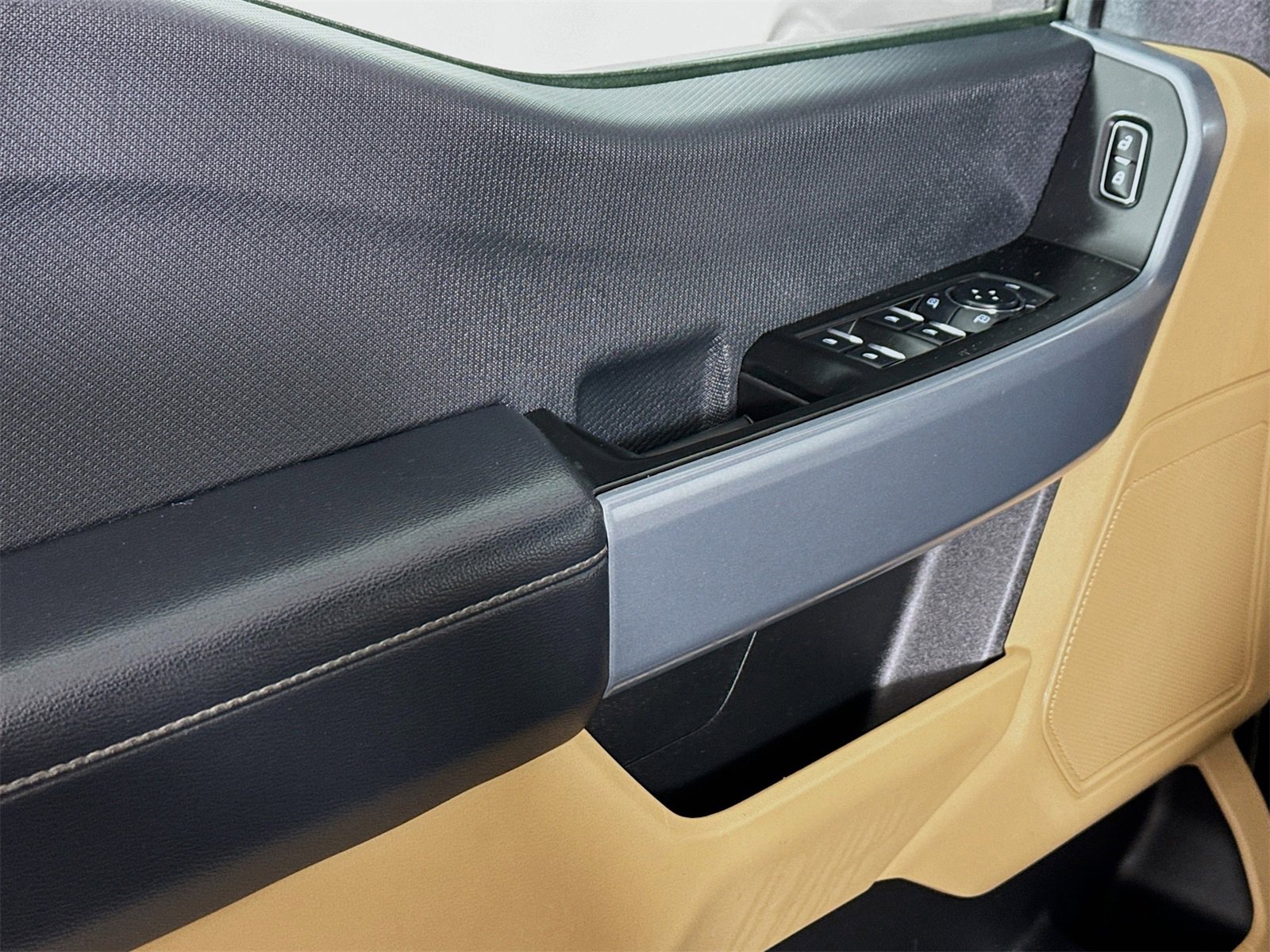 Used 2023 Ford F150 XLT image 15