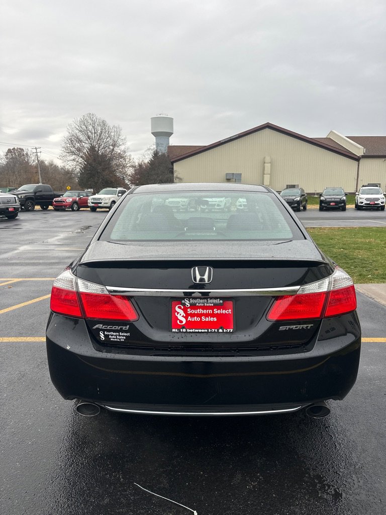 Used 2015 Honda Accord Sport image 7