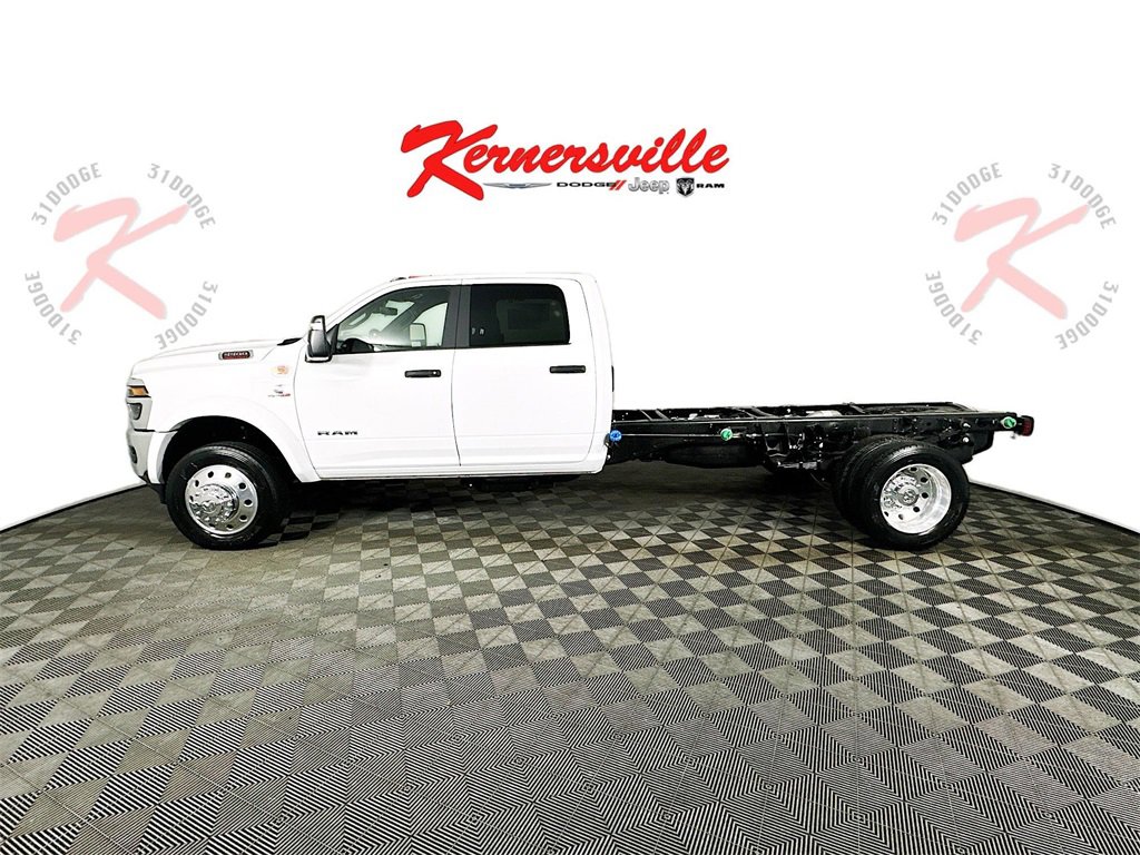 New 2026 RAM 5500 Big Horn 84CA Dually image 4