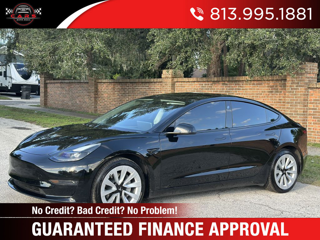 Used 2023 Tesla Model 3 Standard Range RWD image 1