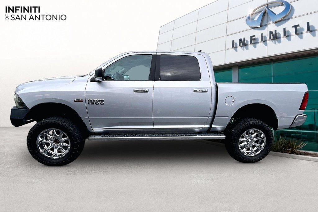Used 2017 RAM 1500 Lone Star AWD/4WD image 41