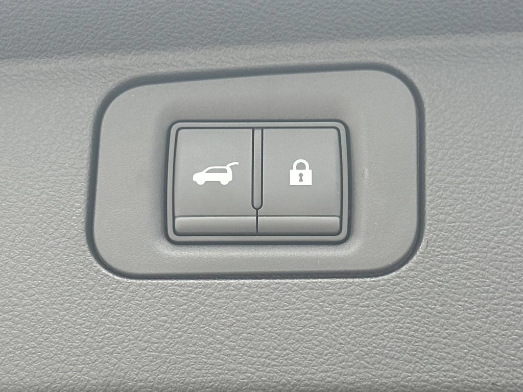 Used 2026 INFINITI QX80 4WD w/ Sport Exterior Package image 16