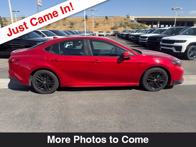 Used 2025 Toyota Camry SE FWD image 7
