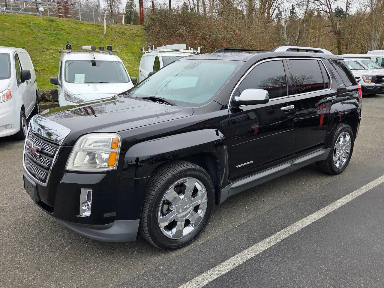 Used 2012 GMC Terrain SLT w/ Chrome and Technology Package image 3