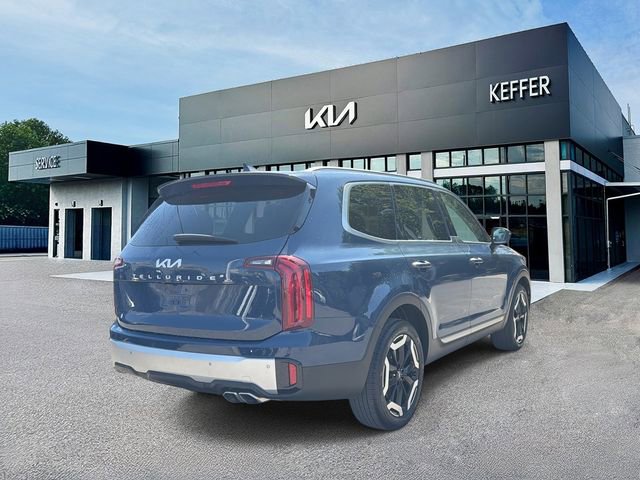 Certified 2025 Kia Telluride S image 8
