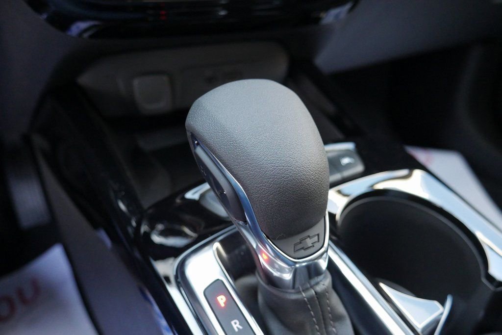 New 2026 Chevrolet Trax ACTIV w/ Sunroof Package image 18