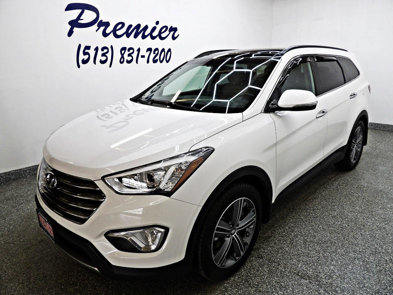 Used 2016 Hyundai Santa Fe SE w/ Option Group 03