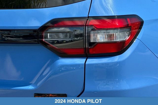 Certified 2024 Honda Pilot TrailSport image 31