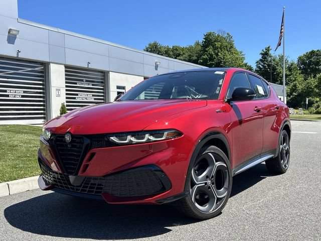 New 2026 Alfa Romeo Tonale w/ Active Assist Package