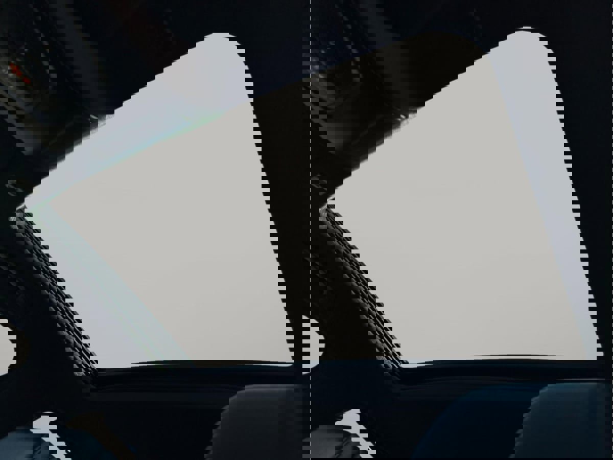 Used 2013 BMW 550i Sedan image 19