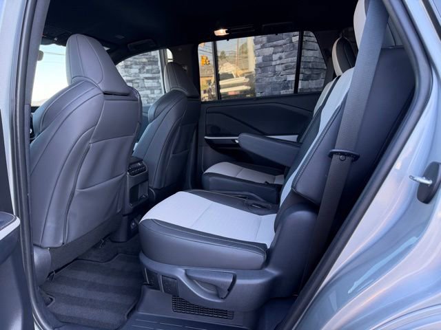 Used 2025 Lexus TX 500h AWD w/ Technology Package image 11